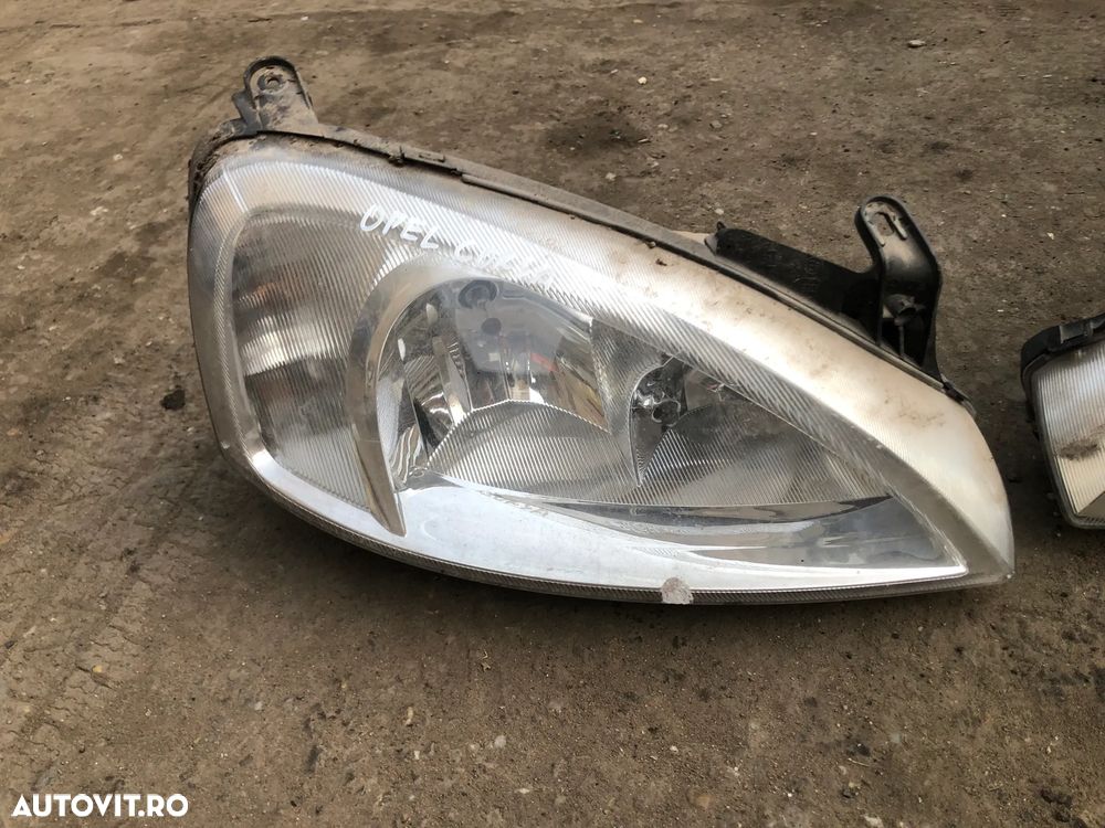 Far stanga/Far dreapta Opel Corsa C non facelift 2002 - 5