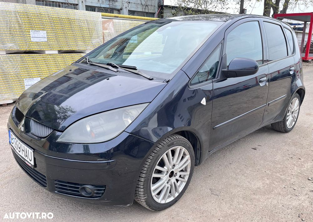 Mitsubishi Colt 1.3 A/T Intense Safety TAN - 3