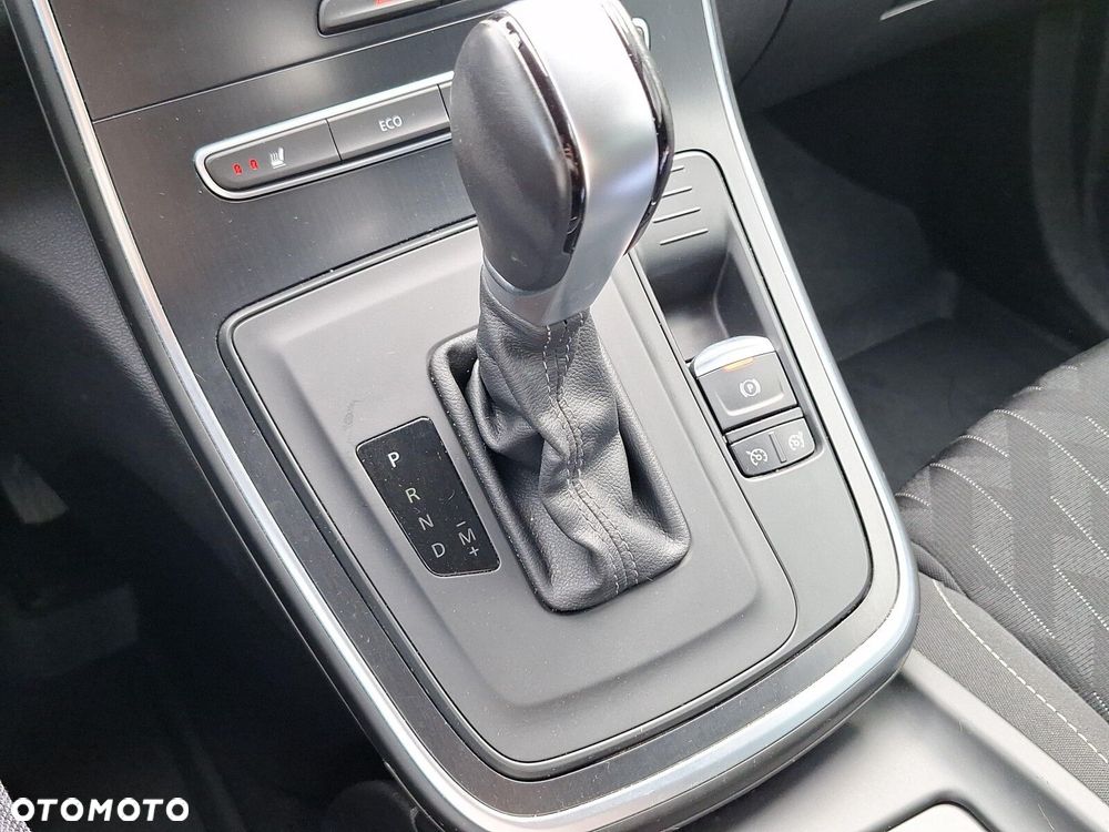 Renault Scenic - 17