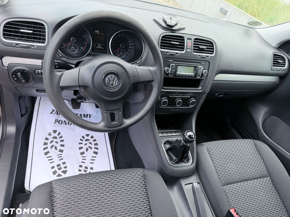 Volkswagen Golf 1.6 Team - 17