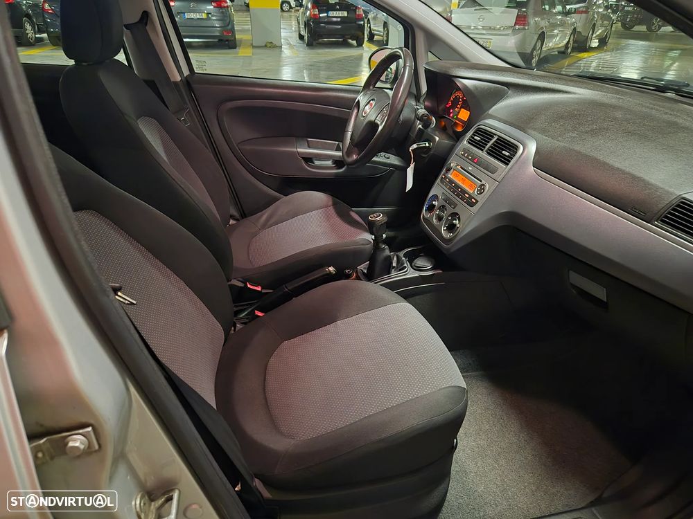 Fiat Grande Punto 1.2 Active - 29