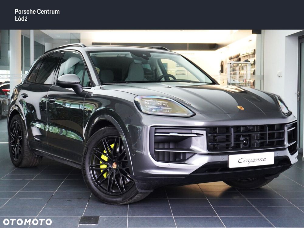 Porsche Cayenne - 1