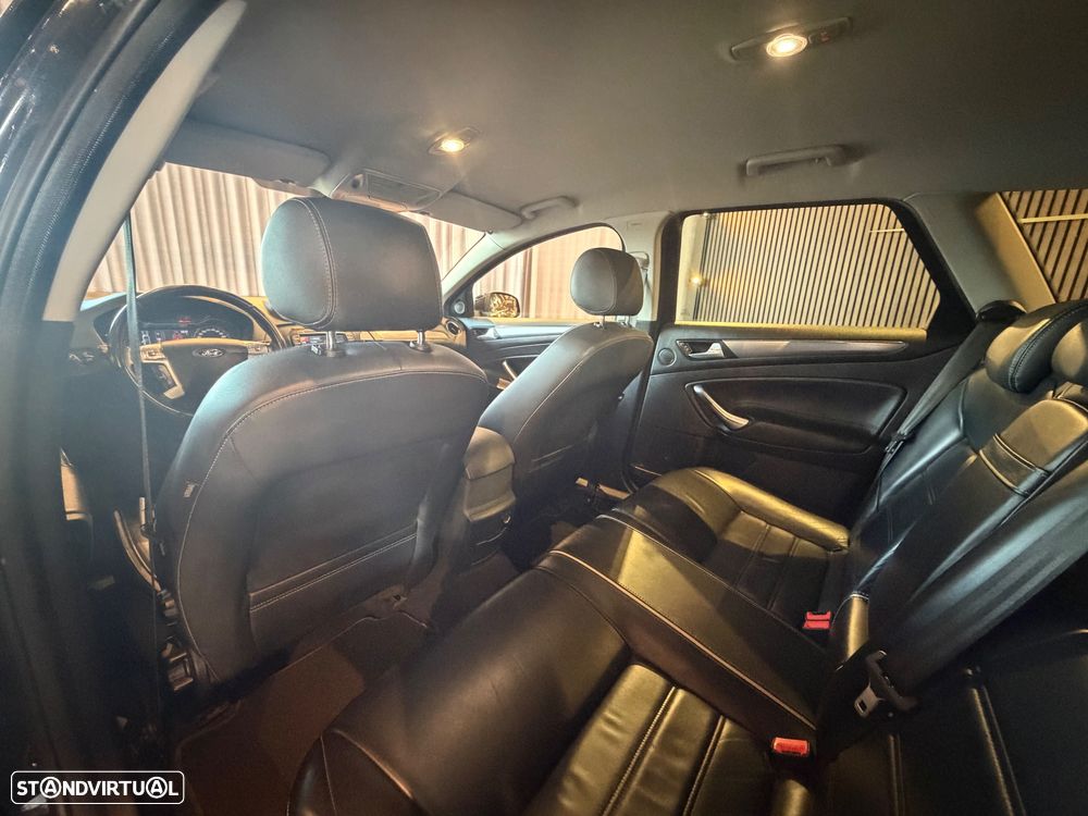 Ford Mondeo SW 1.6 TDCi Titanium ECOnetic - 28