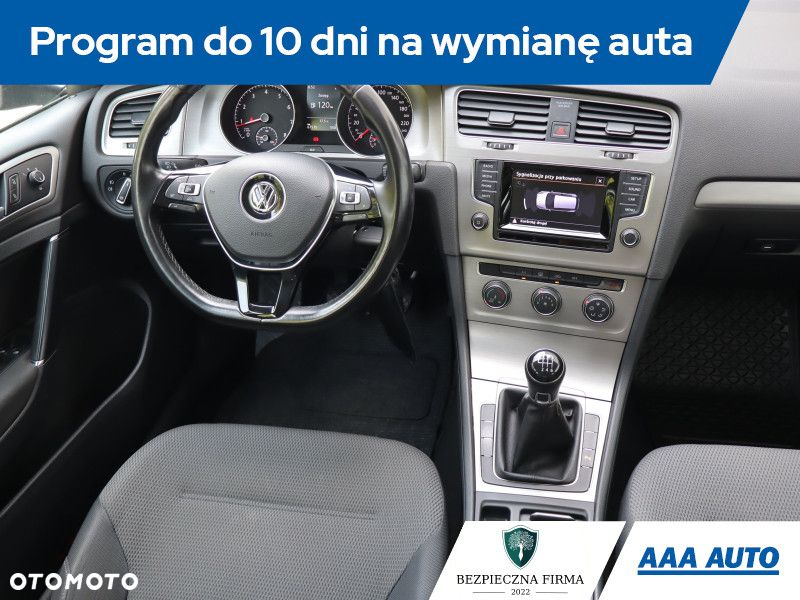 Volkswagen Golf - 8