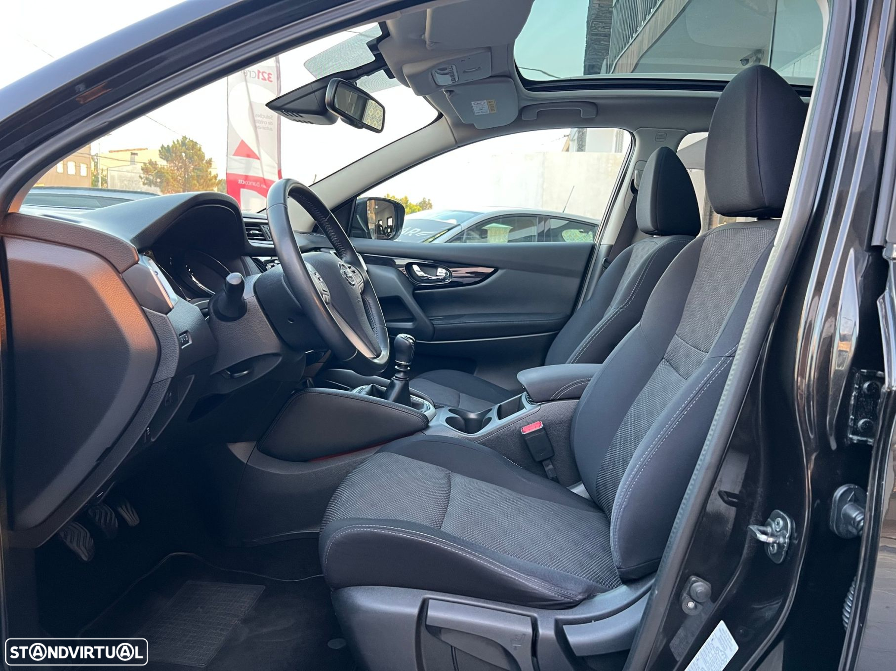 Nissan Qashqai 1.5 dCi Tekna - 12