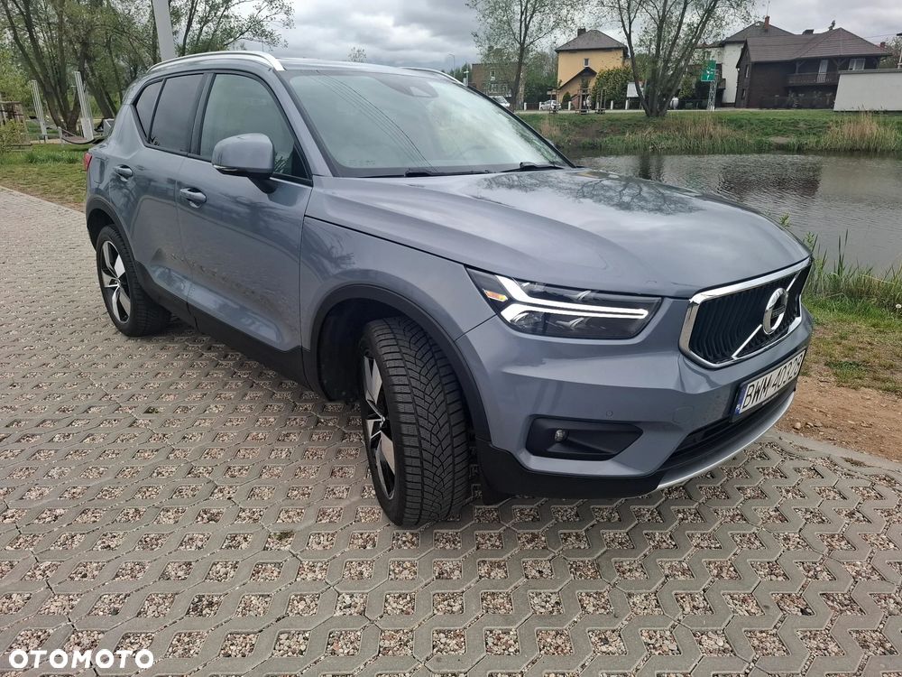 Volvo XC 40 T5 AWD Geartronic Momentum Pro - 24