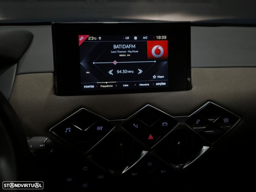 DS 3 Crossback PureTech 100 SO CHIC — fotografia 8