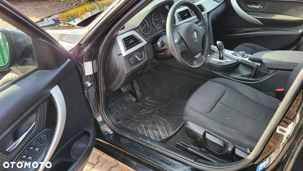 BMW Seria 3 316d - 5