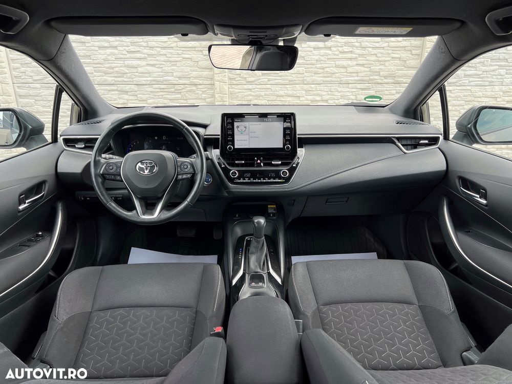 Toyota Corolla 1.8 Business Edition - 3