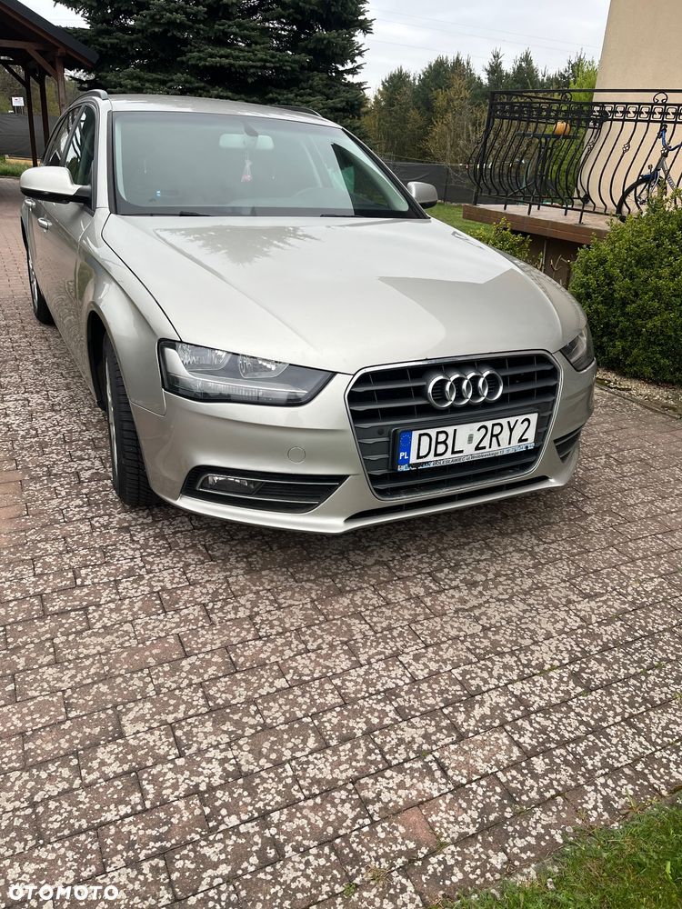 Audi A4 Avant 2.0 TDI ultra - 2