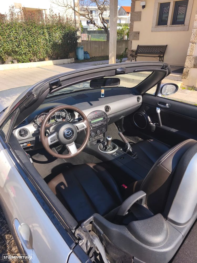 Mazda MX-5 2.0 MZR Energy - 9