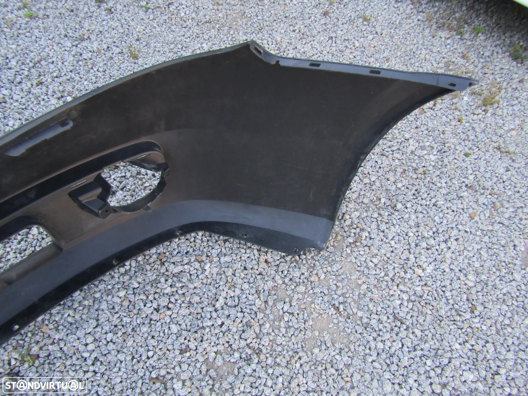 Para-choques Nissan Almera N16 ano 2003 a 2006  (Original) - 12