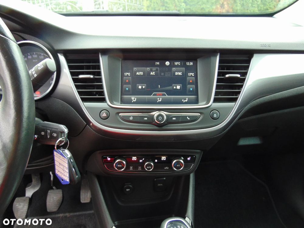 Opel Crossland X - 14