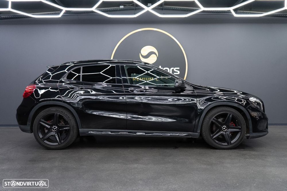 Mercedes-Benz GLA 220 d AMG Line - 2