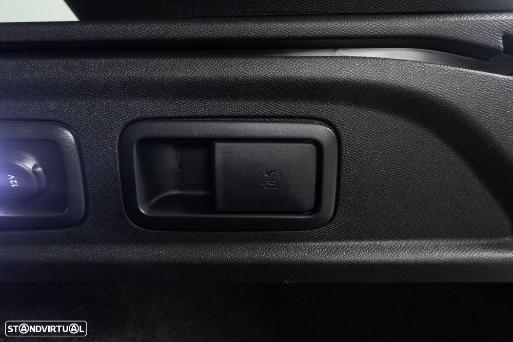 Peugeot 308 SW 1.6 Hybrid GT e-EAT8 - 16