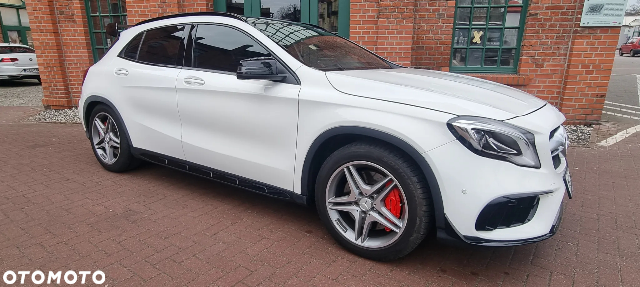 Mercedes-Benz GLA AMG 45 4Matic AMG Speedshift 7G-DCT AMG Night Edition - 33