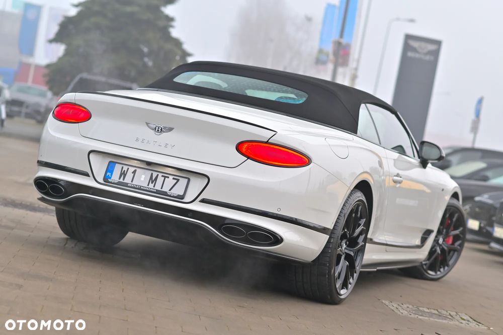 Bentley Continental GT - 10