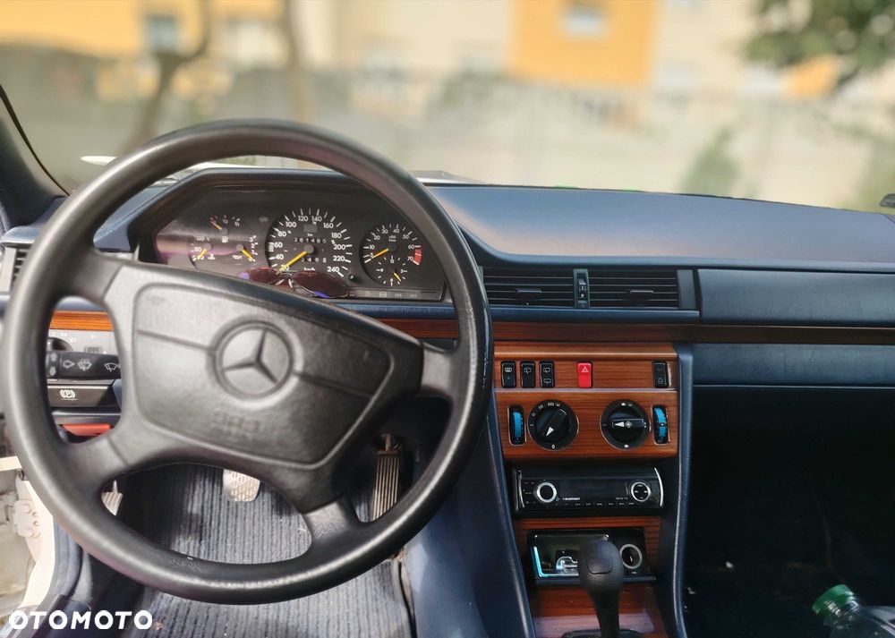 Mercedes-Benz W124 (1984-1993) - 6
