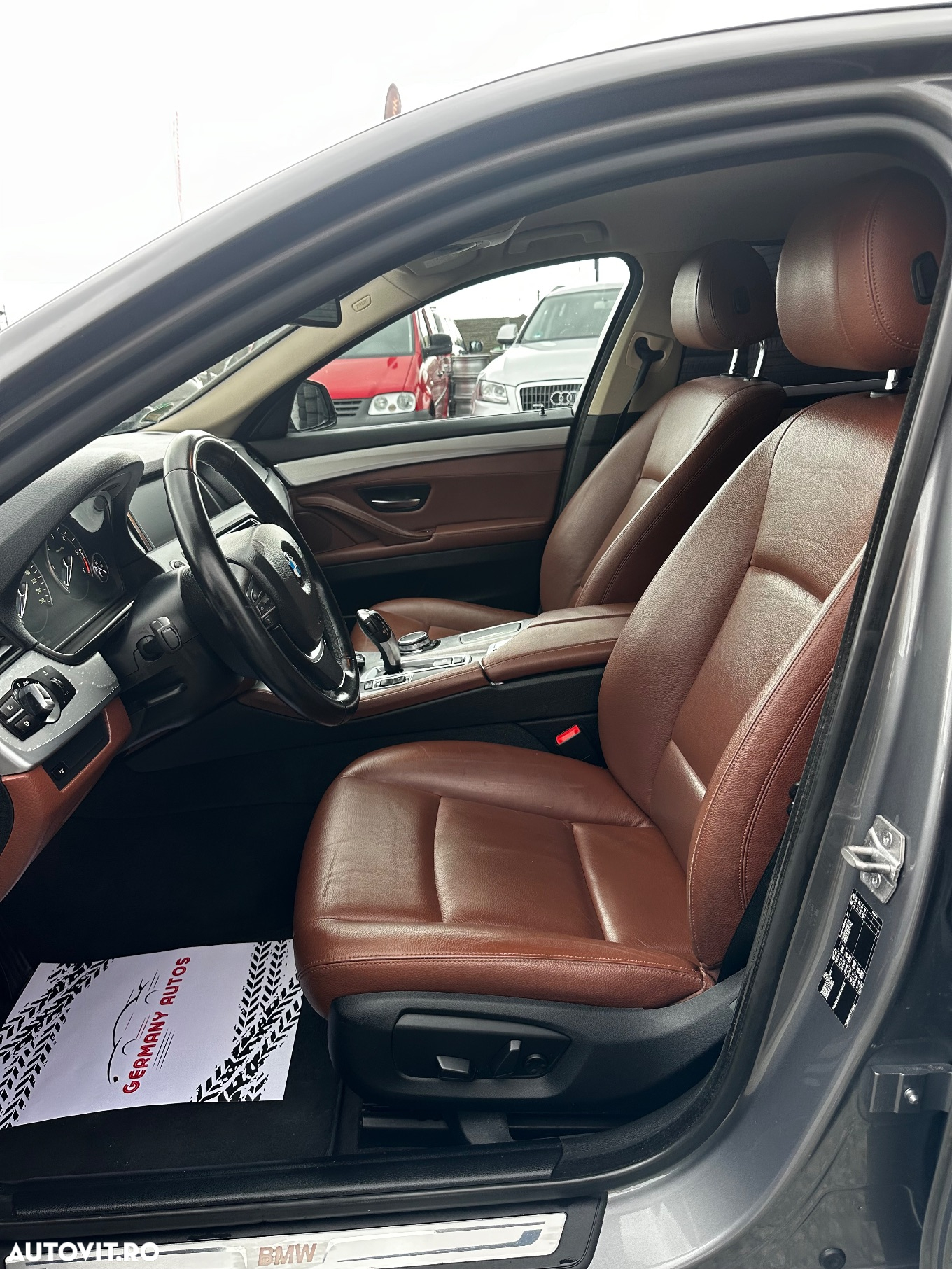 BMW Seria 5 520d Touring Aut. Luxury Line - 13