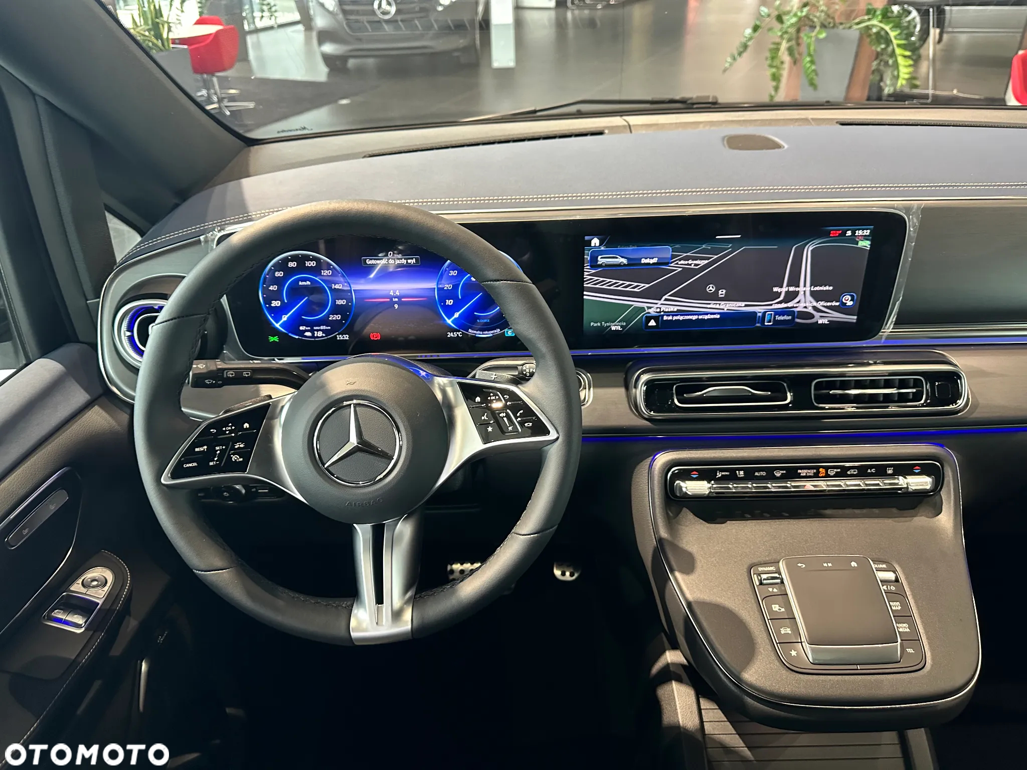 Mercedes-Benz EQV - 25
