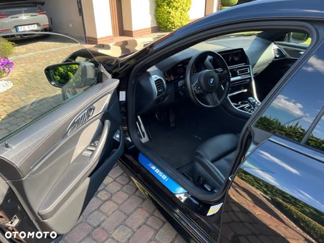 BMW Seria 8 - 14