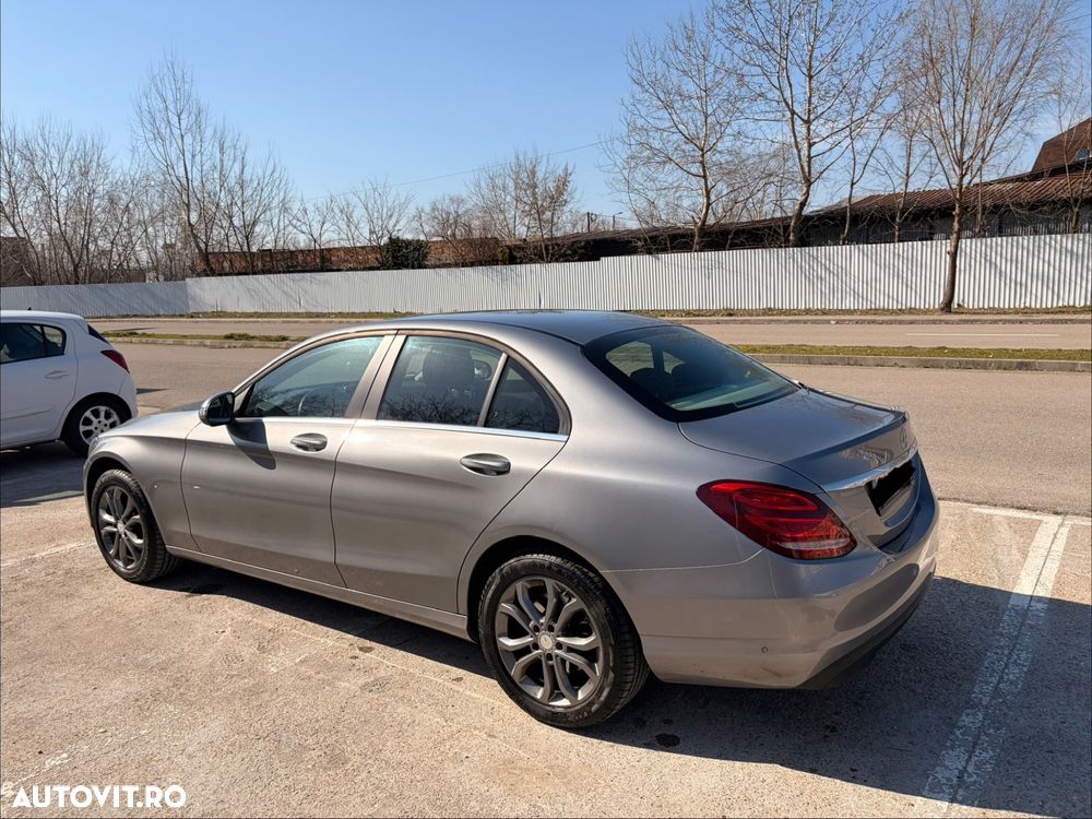 Mercedes-Benz C - 4