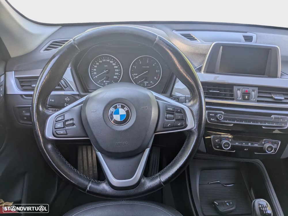 BMW X1 16 d sDrive - 12