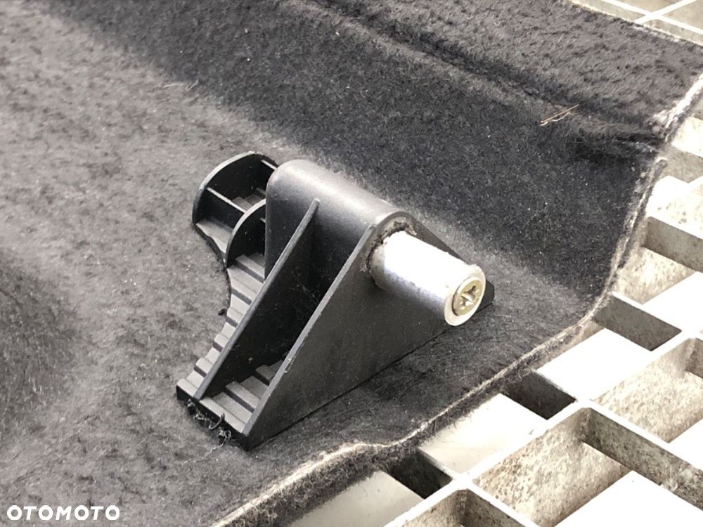 PÓŁKA TYLNA - 114.00 PLN - VW GOLF V (1K1) 2003 - 2010 1.4 16V 55 kW [75 KM] benzyna 2003 - 2006 - 5