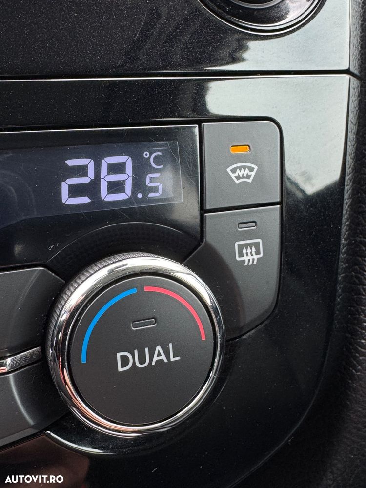 Nissan Qashqai 1.6 DCI Start/Stop Tekna - 25