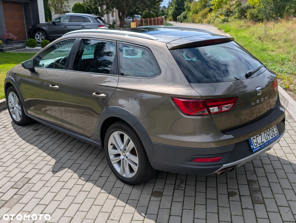 Seat Leon 2.0 TDI DPF Start&Stop DSG XCELLENCE - 5