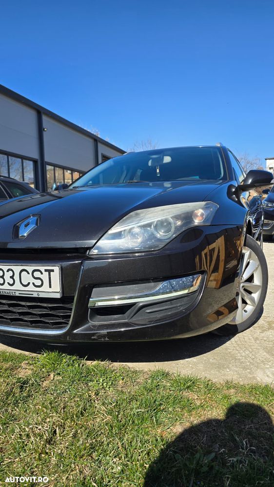 Renault Laguna dCi 110 FAP Bose Edition - 4