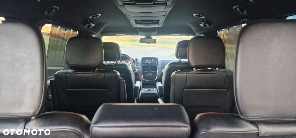 Dodge Grand Caravan - 22