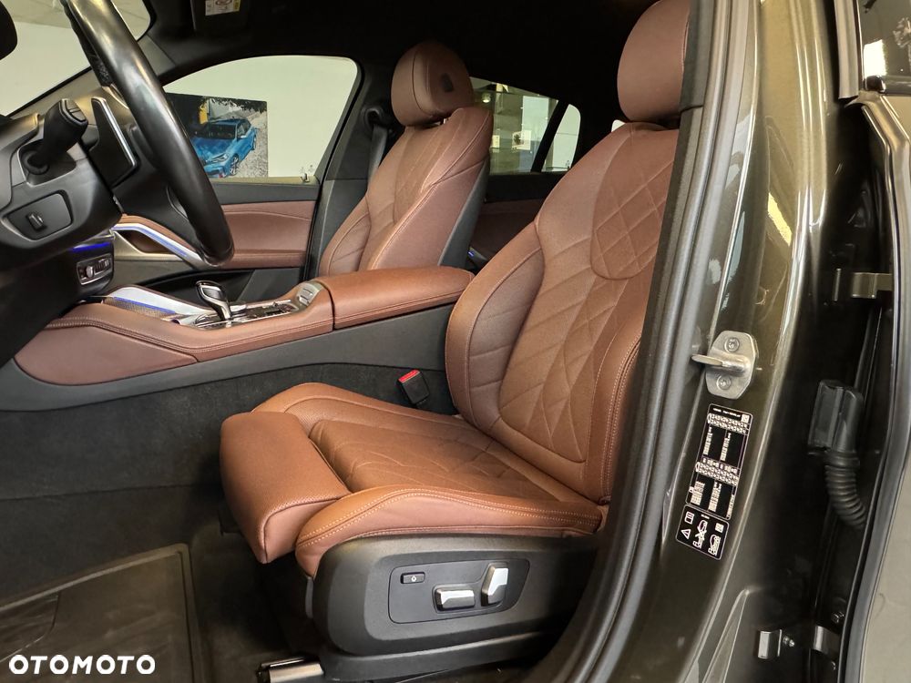 BMW X6 xDrive30d xLine - 16