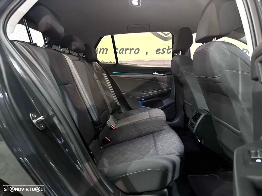 VW Golf 1.5 TGI DSG United - 14