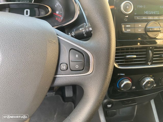 Renault Clio 1.5 dCi Zen - 12