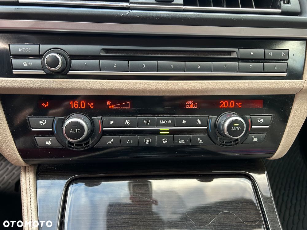BMW Seria 5 535i xDrive - 19