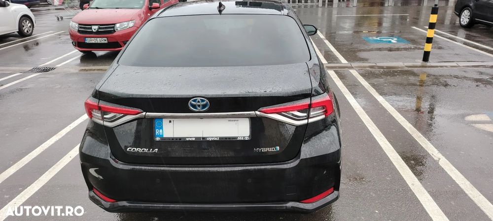 Toyota Corolla 1.8 HSD Dynamic - 6