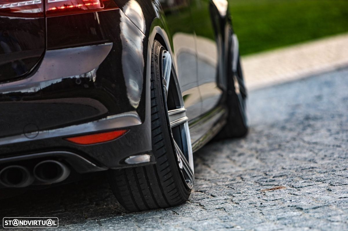VW Golf 2.0 TSi R - 17