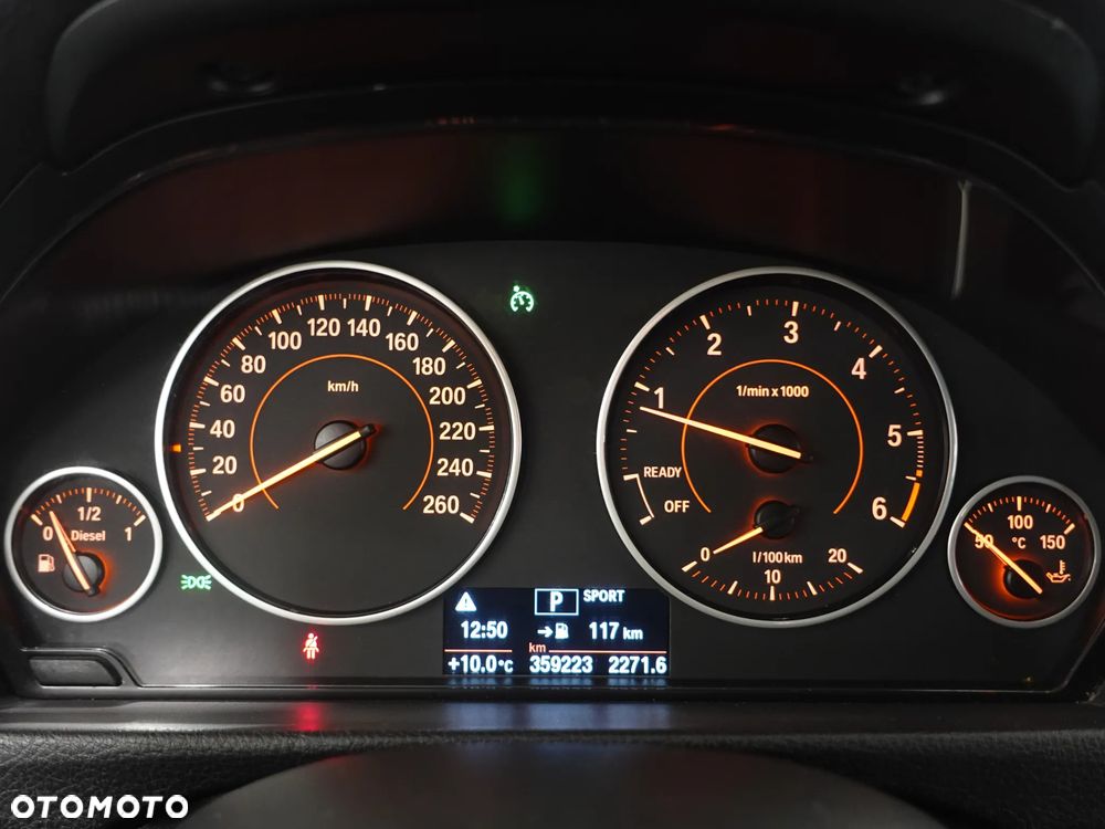BMW Seria 3 325d Blue Performance Sport Line - 38