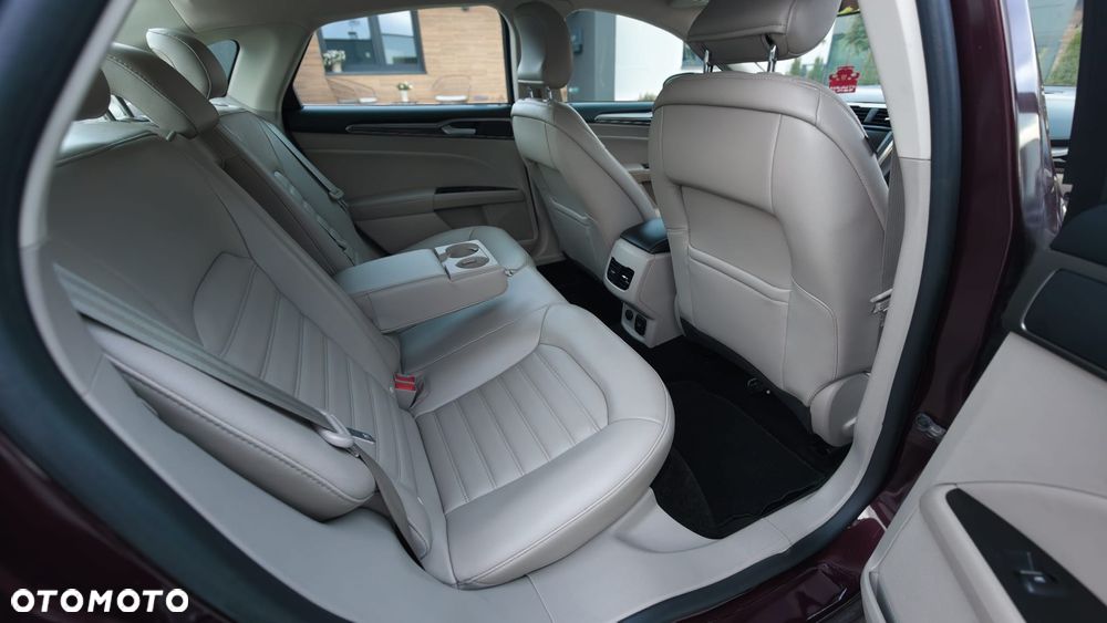 Ford Fusion 2.0 EcoBoost Titanium - 2