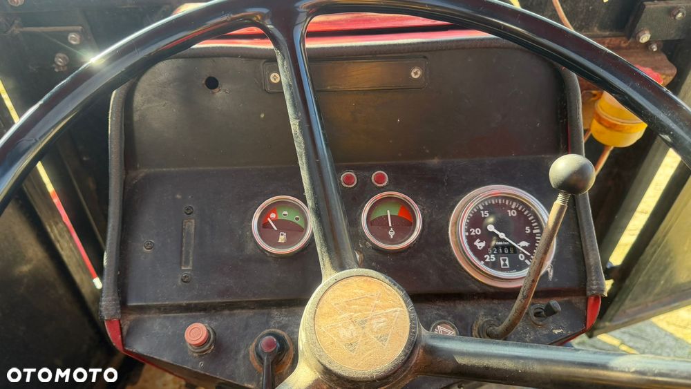 Massey Ferguson 245 - 12