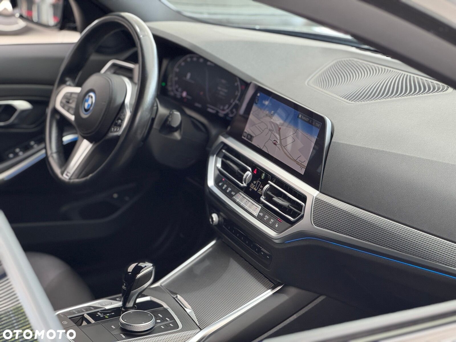 BMW Seria 3 - 38