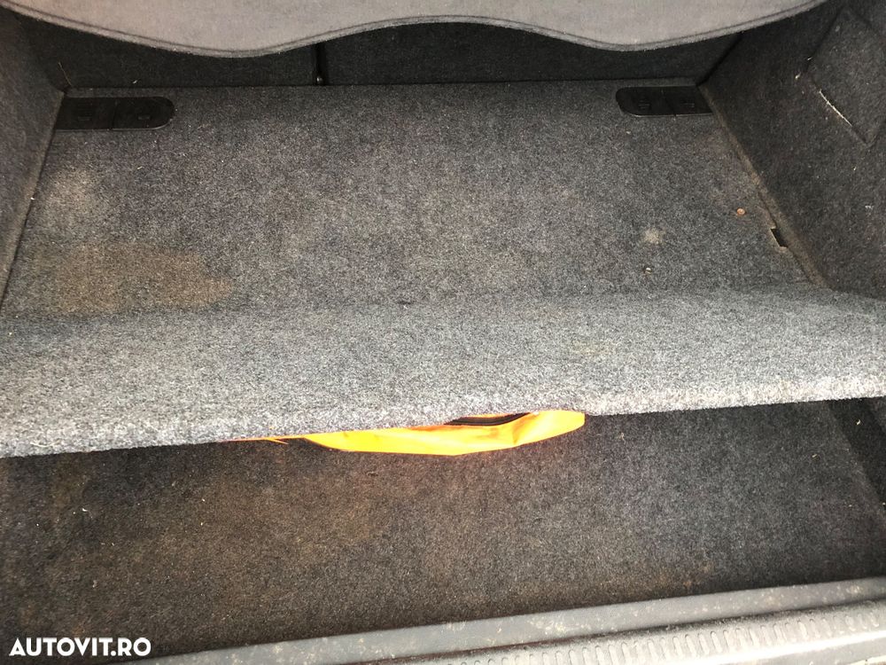 Renault Clio dCi 90 Dynamique - 28