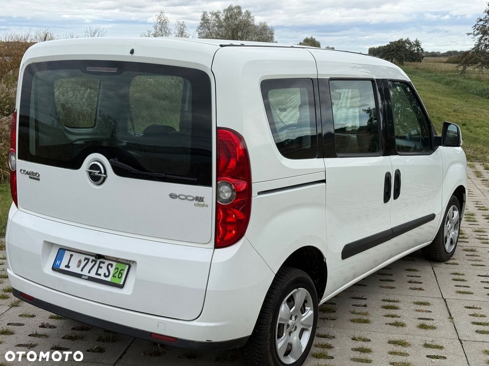Opel Combo 2012 photo 4