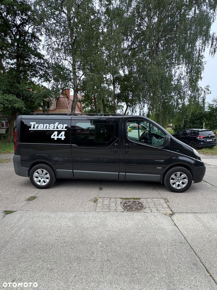 Opel Vivaro L2H1 2.9t - 4
