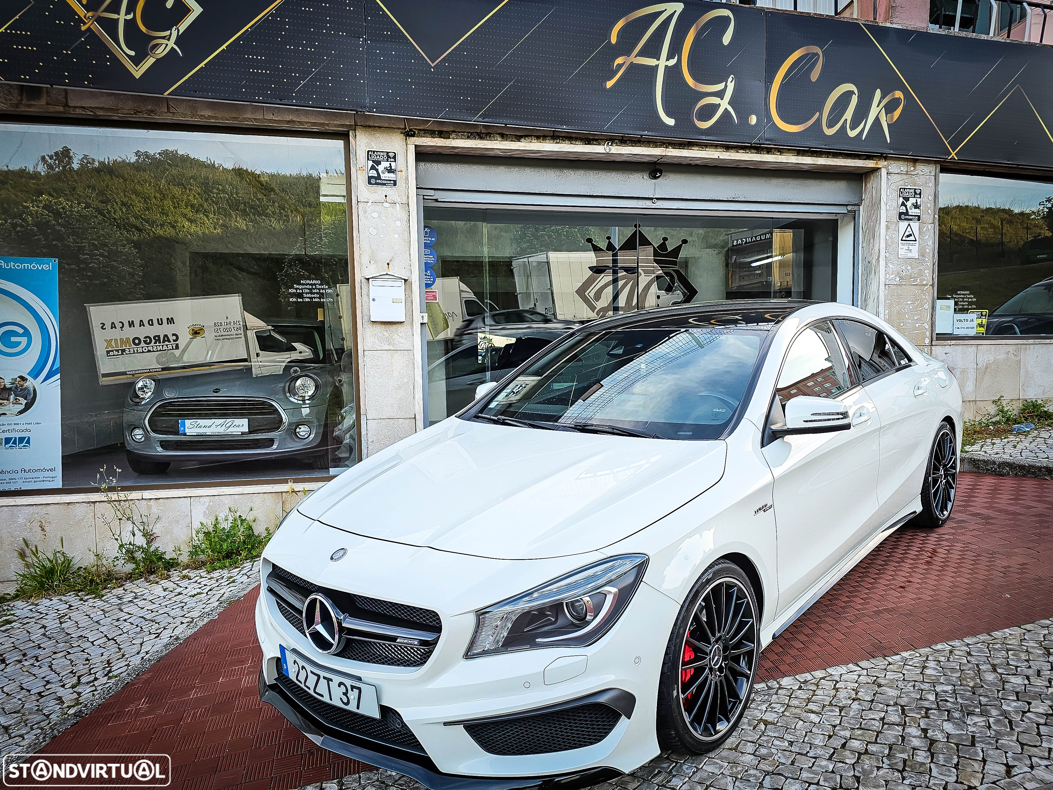 Mercedes-Benz CLA 45 AMG 4Matic 7G-DCT - 5