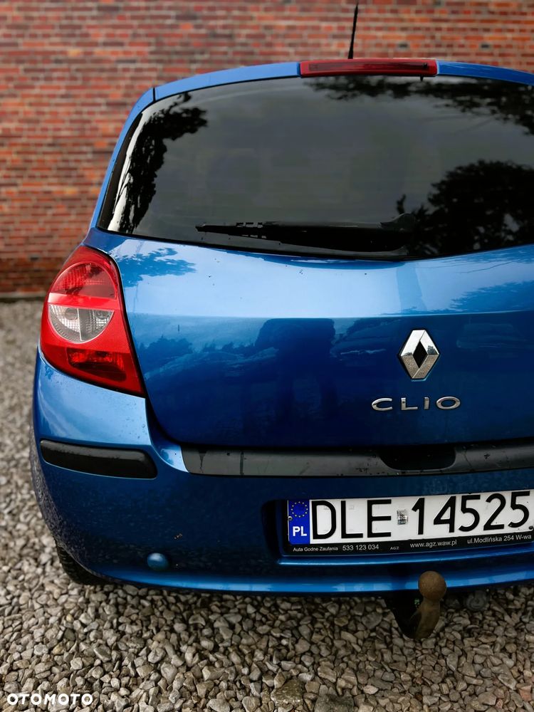 Renault Clio - 27