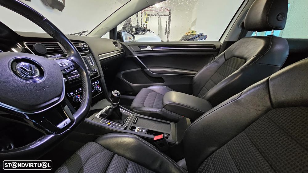 VW Golf 1.6 TDi R-Line - 6