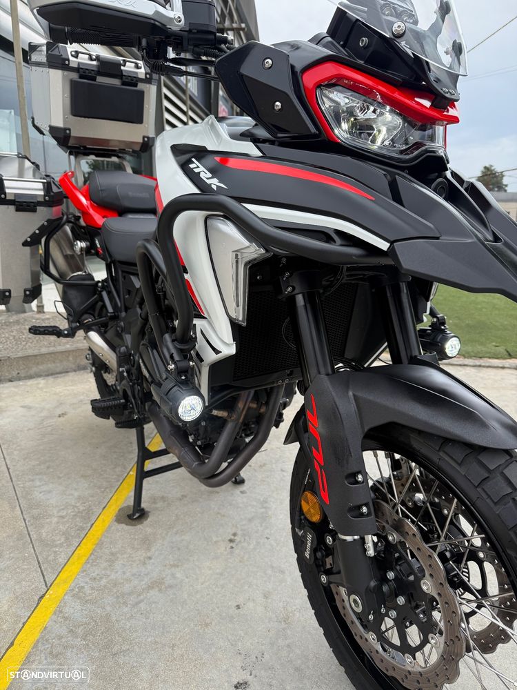 Benelli TRK 702 X com malas de alumínio - 14
