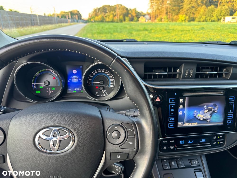 Toyota Auris Hybrid 135 Comfort - 7